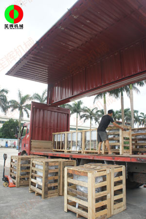 客戶李總定購我司大批瓜果分瓣及切割加工設備！