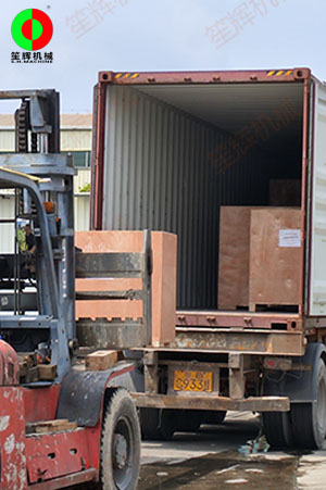 印尼客戶蔬果加工設(shè)備裝柜交付!